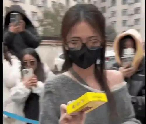 吃瓜爆料男女视频,吃瓜爆料男女视频背后的真相与情感纠葛